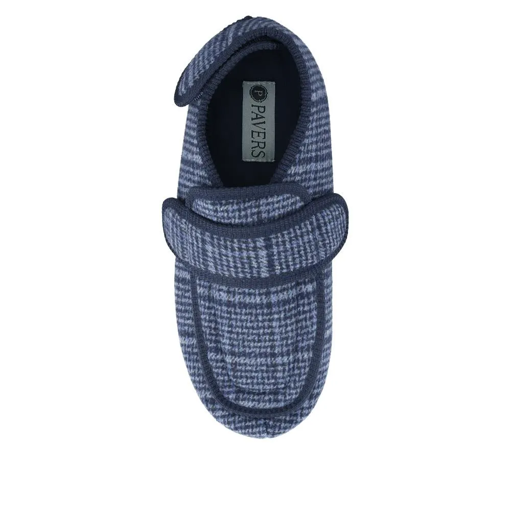 Dual Touch-Fasten Slippers - QING40030 / 326 483