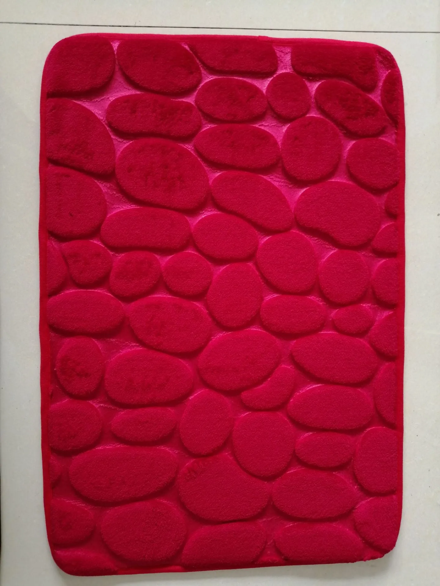 Embossed Cobblestone Bathroom Bath Mat