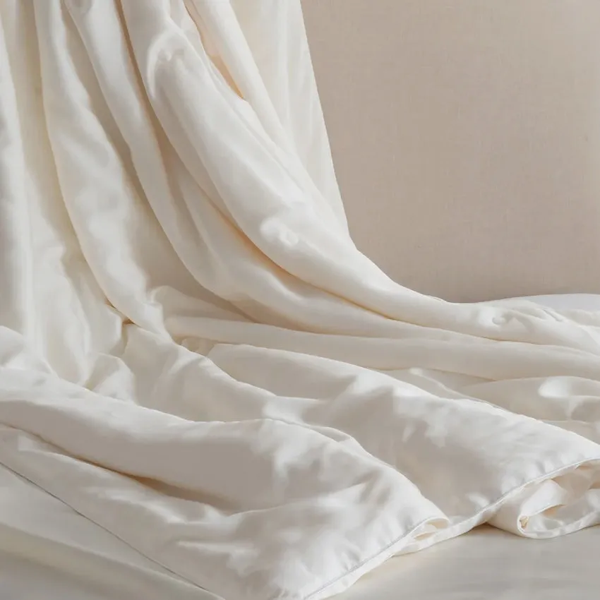 St-Genève | Silk Duvet