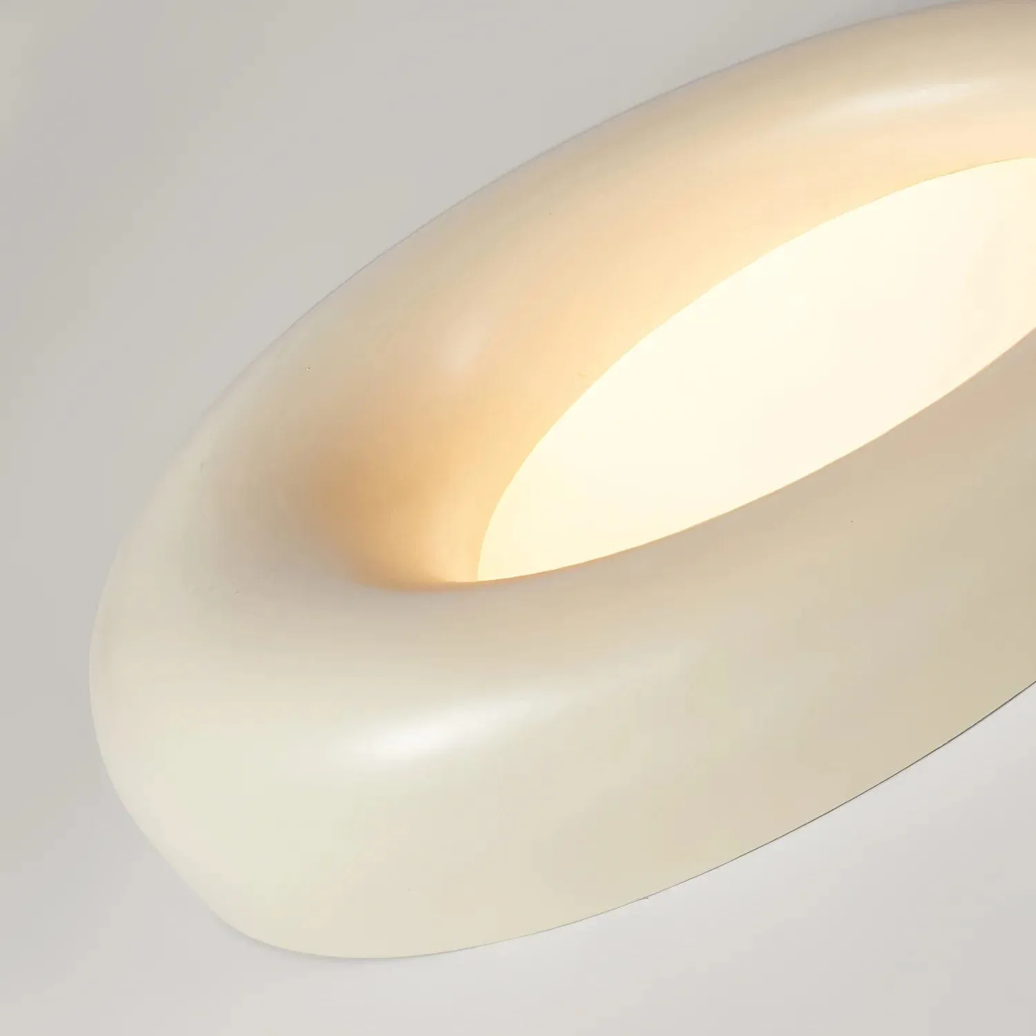 Zero Round Ceiling Lamp